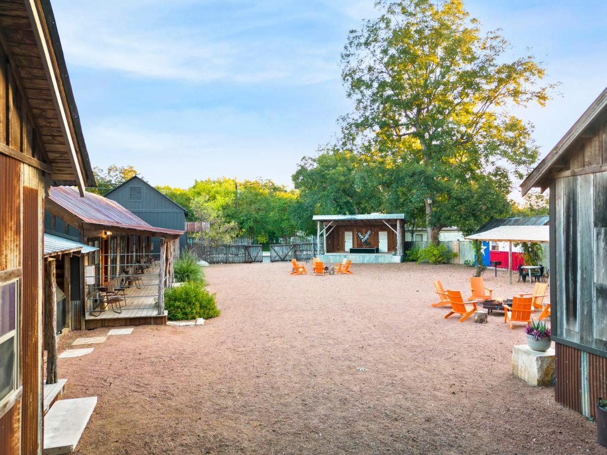 Camp Comfort Eksteriør bilde